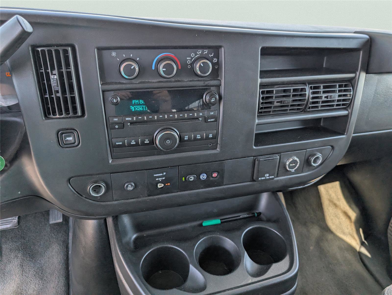 Used 2017 Chevrolet Express 3500 LT w/ LT Preferred Equipment Group image 15