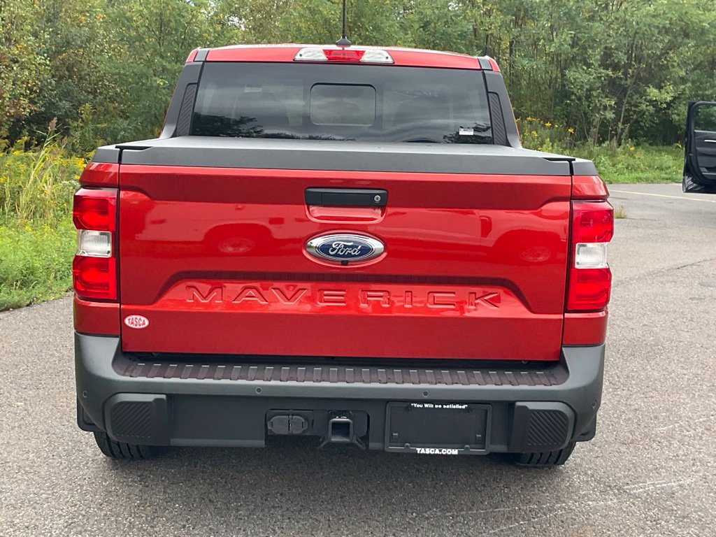 Certified 2024 Ford Maverick Lariat w/ FX4 Off-Road Package AWD/4WD image 29