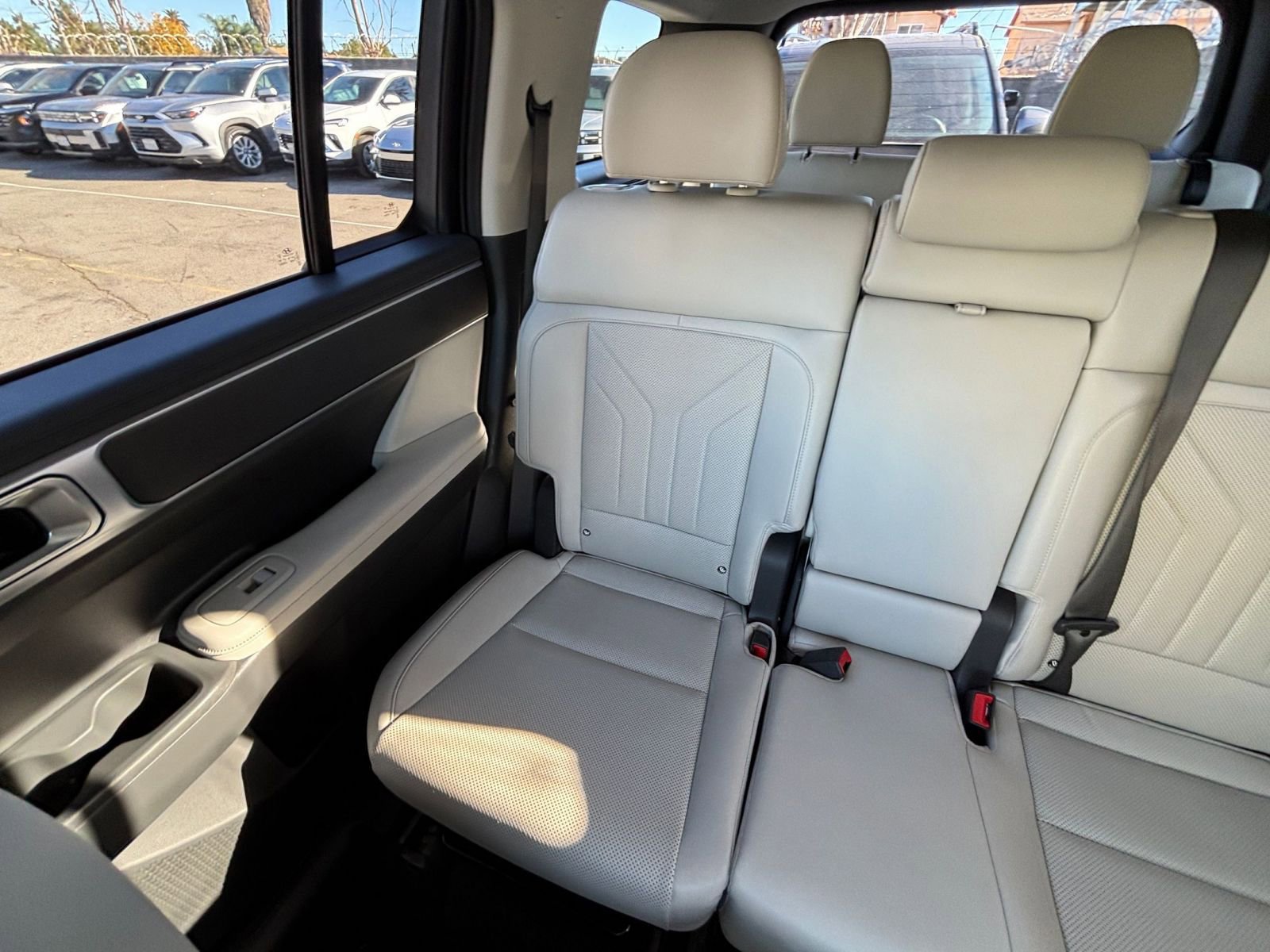 Used 2025 Hyundai Santa Fe SEL image 40