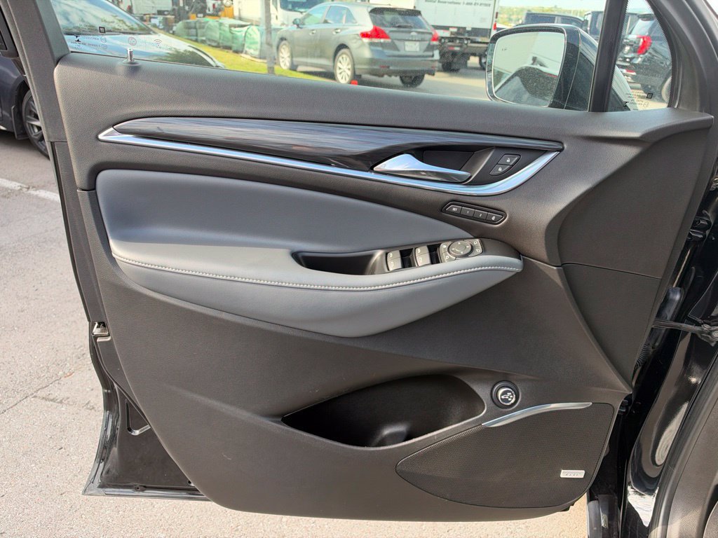 Used 2023 Buick Enclave Premium w/ Experience Buick Package FWD image 10