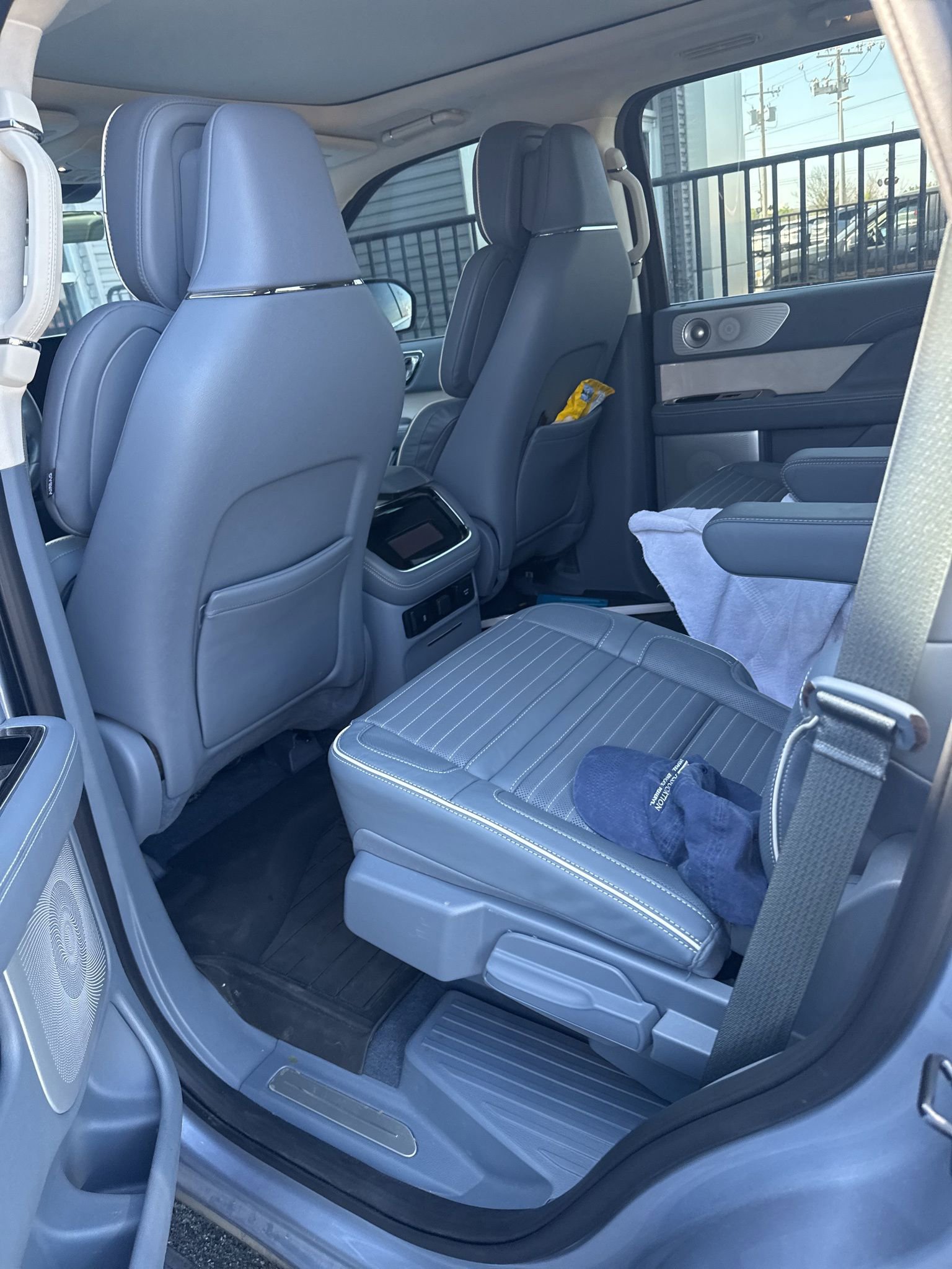 Certified 2024 Lincoln Navigator Black Label image 11