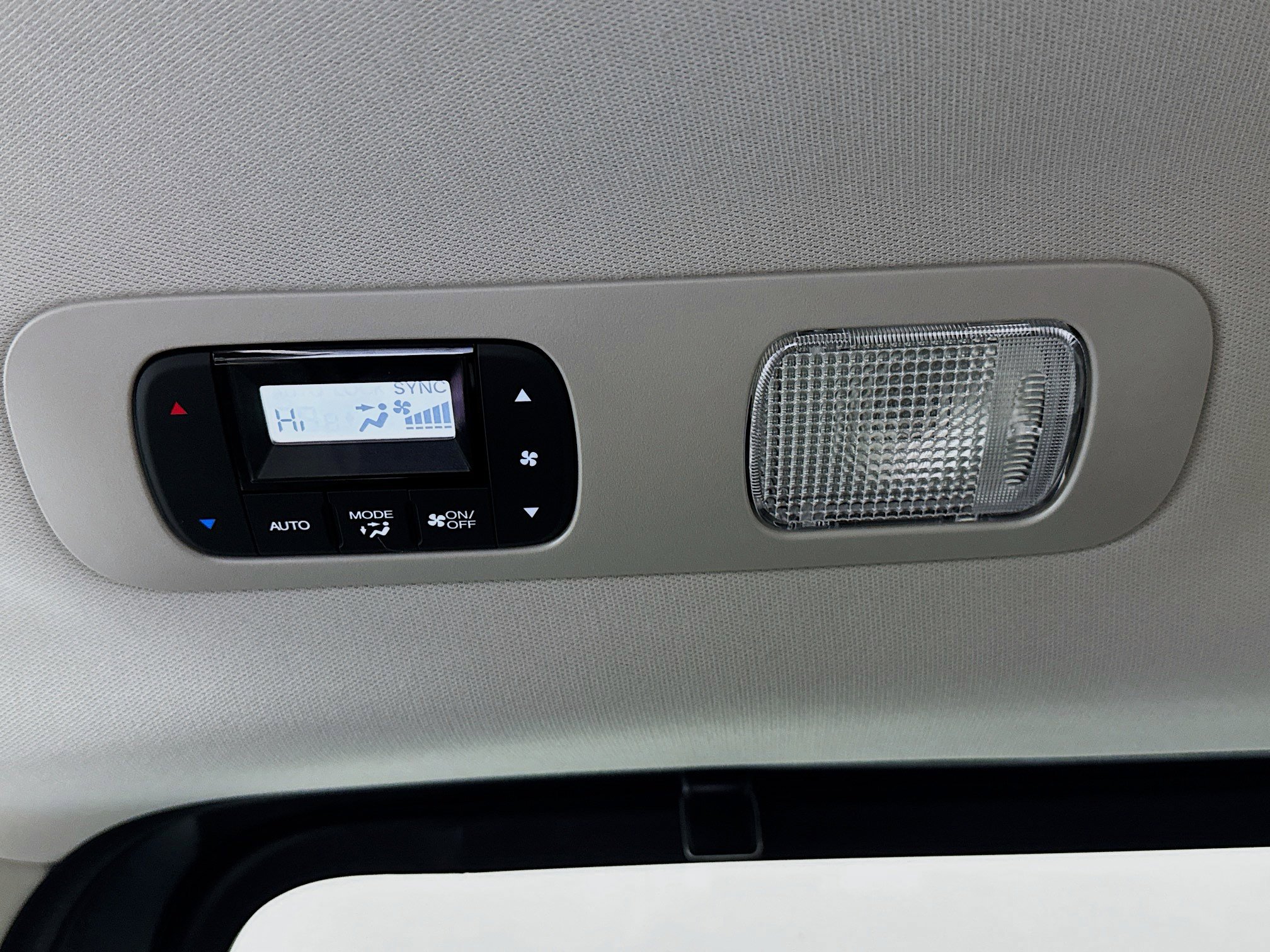 New 2026 Honda Odyssey Touring image 27