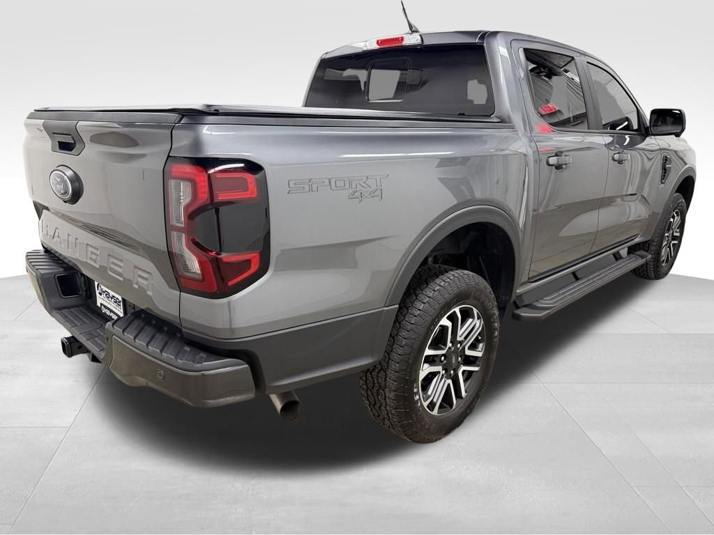 Used 2025 Ford Ranger Lariat w/ Trailer Tow Package image 22