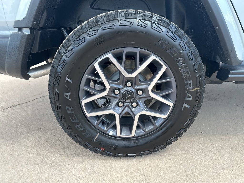 New 2024 Jeep Wrangler Unlimited Sahara w/ Technology Group image 9
