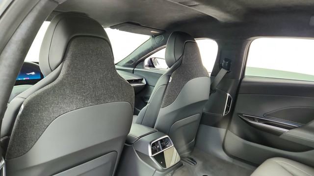 Used 2024 Lucid Air Touring AWD/4WD image 30
