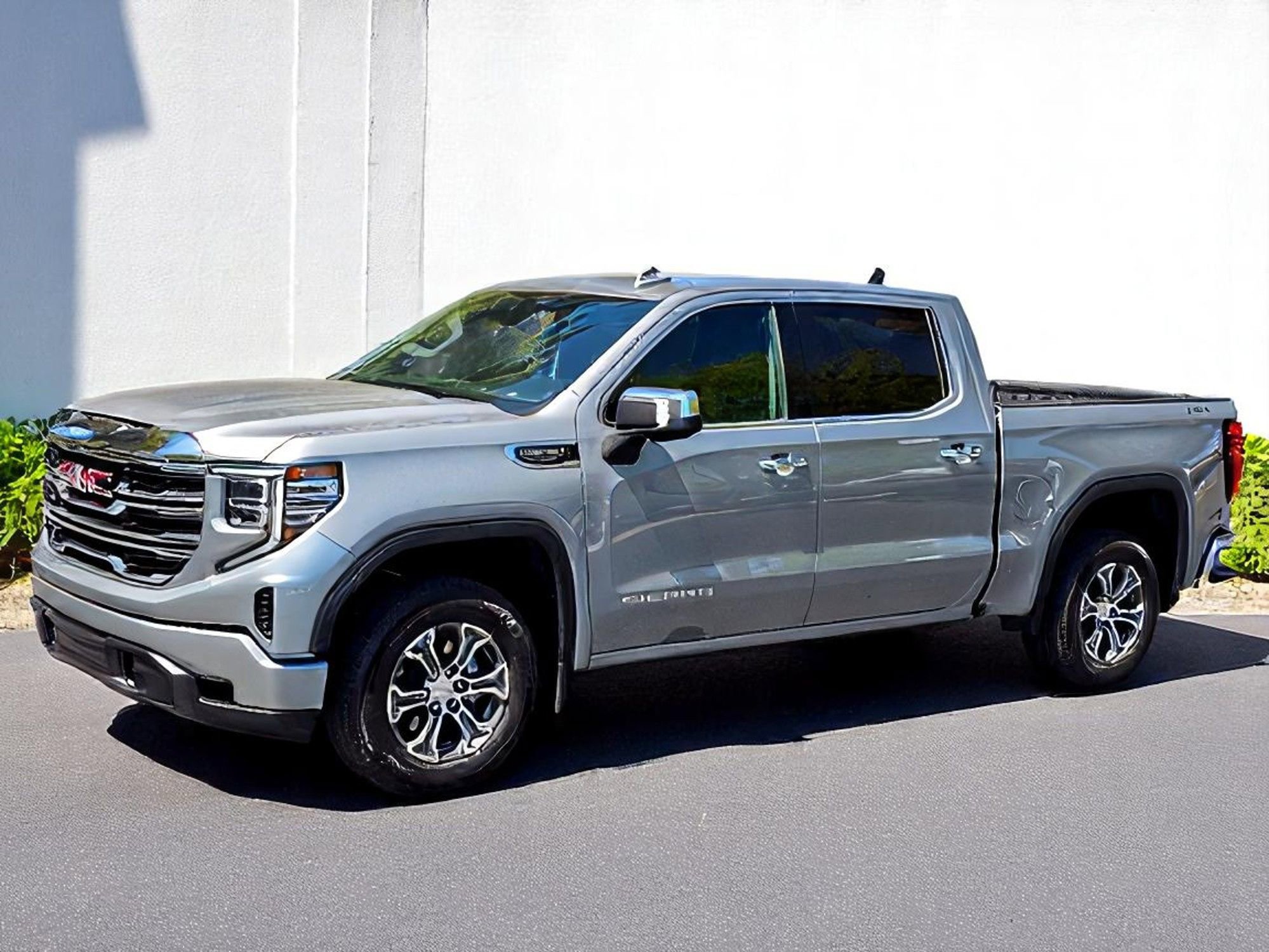 Used 2024 GMC Sierra 1500 SLT