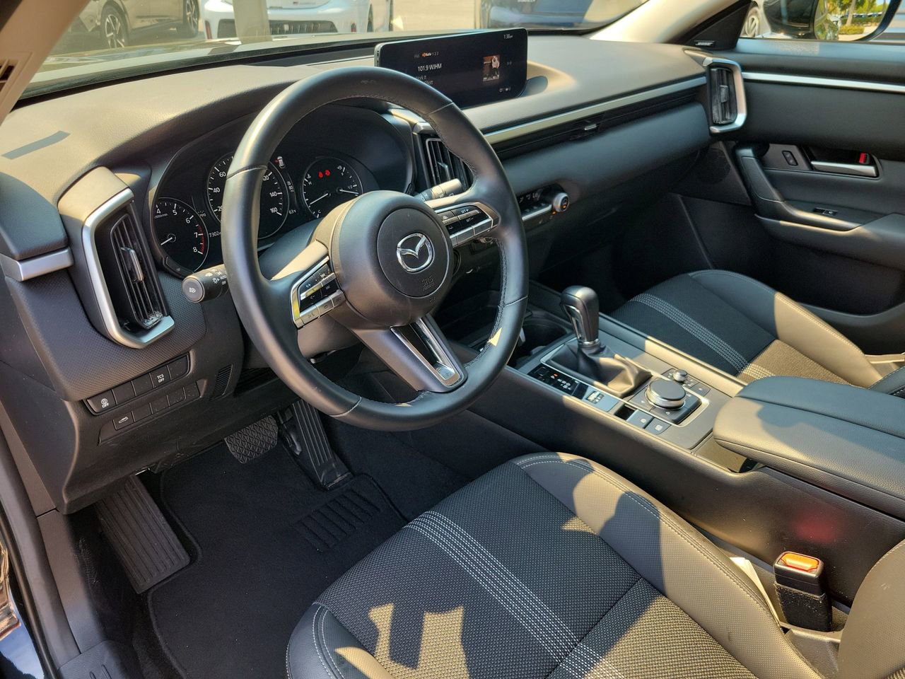 Used 2025 MAZDA CX-50 AWD 2.5 S w/ Premium Package image 16