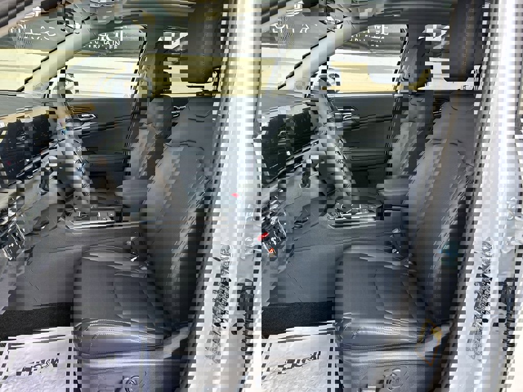 New 2026 Kia Sportage EX image 11