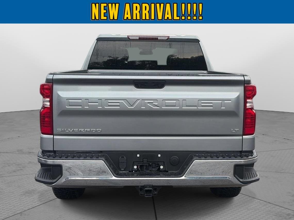 Used 2024 Chevrolet Silverado 1500 LT AWD/4WD image 5