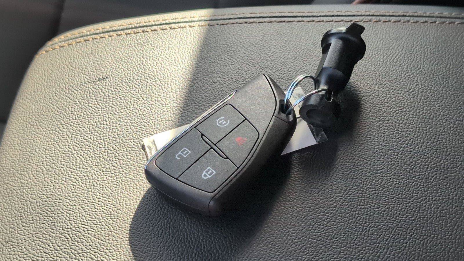 New 2026 GMC Canyon AT4 AWD/4WD image 16