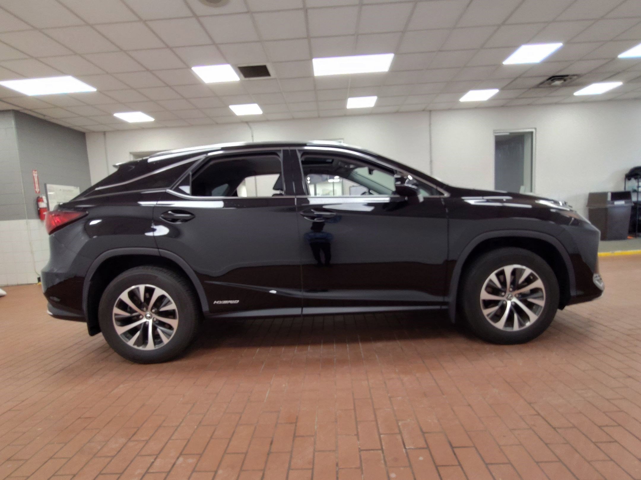Used 2021 Lexus RX 450h AWD w/ Premium Package image 7
