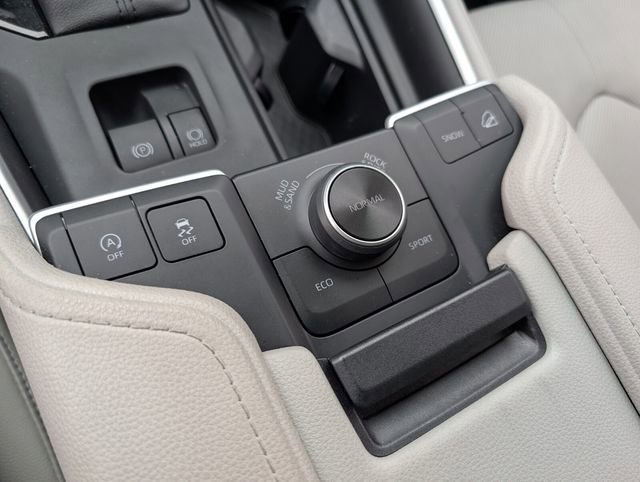 Used 2025 Toyota Grand Highlander AWD image 36