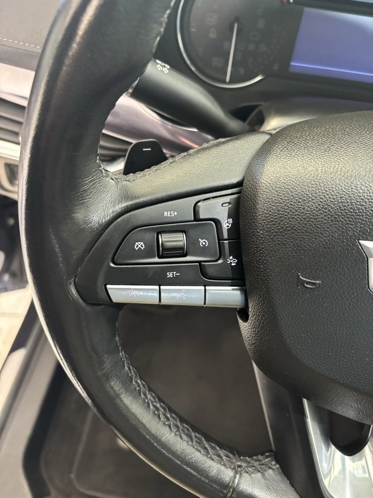 Certified 2022 Cadillac XT4 Luxury image 13