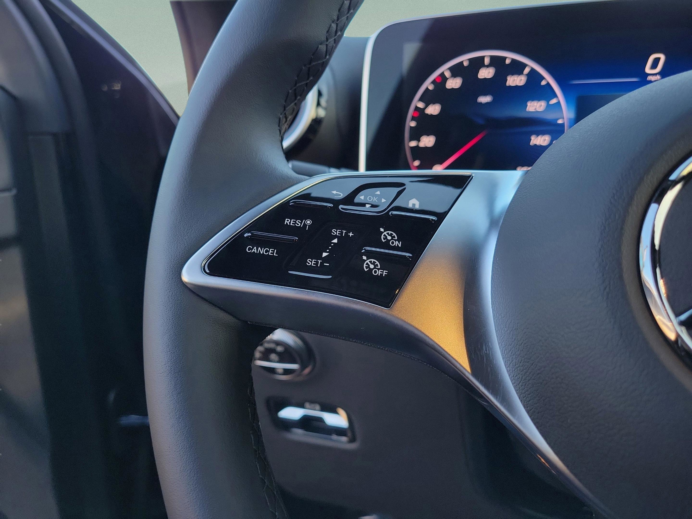 Certified 2026 Mercedes-Benz GLC 300 image 29