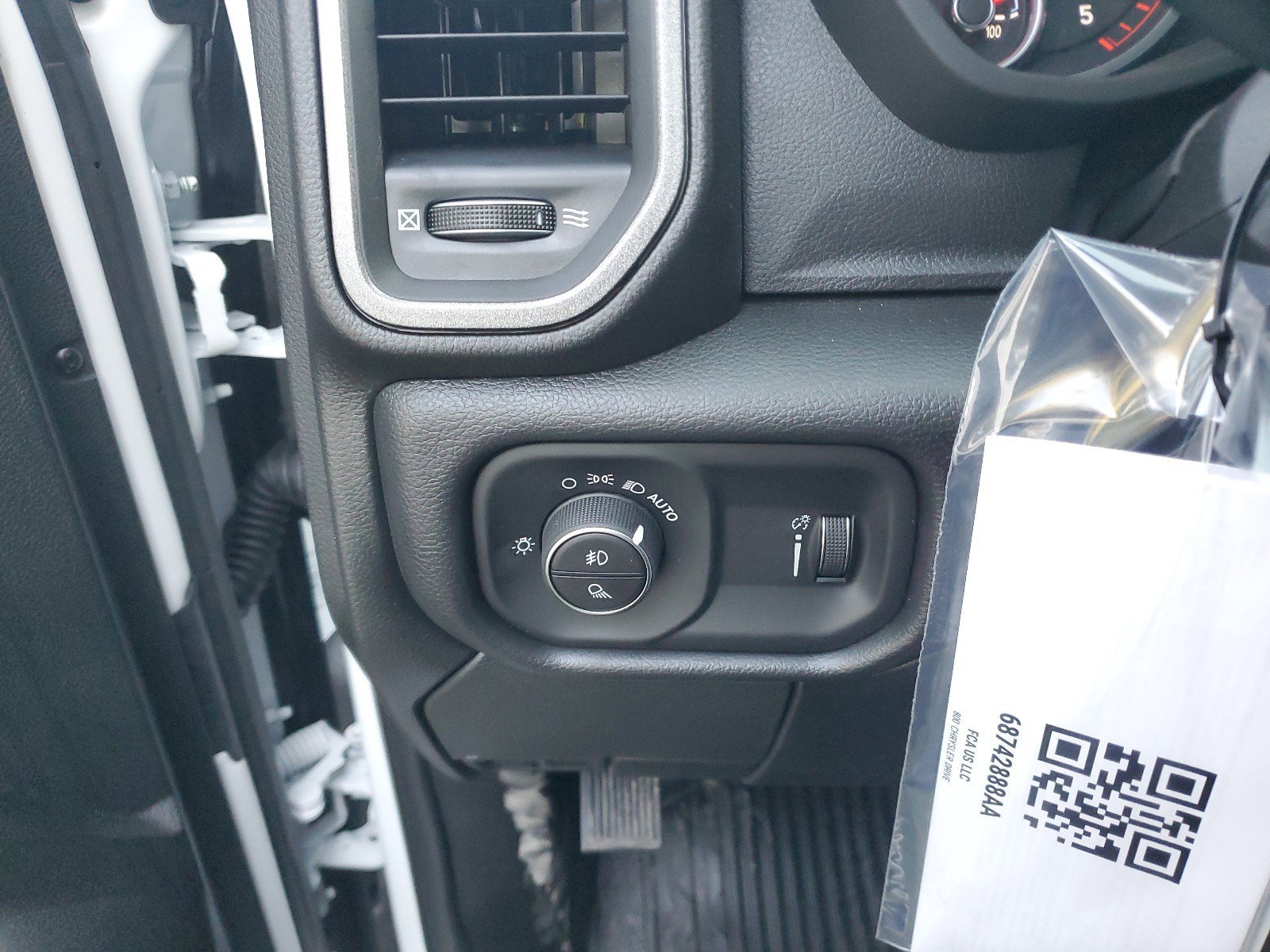 New 2026 RAM 3500 Tradesman image 29