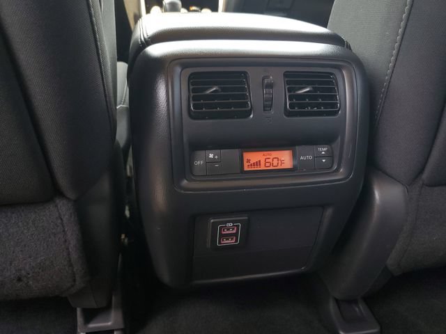 Used 2018 Nissan Pathfinder SV w/ SV Tech Package AWD/4WD image 13