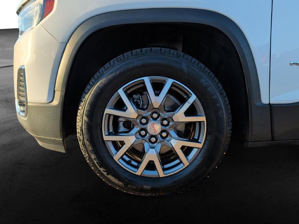 Used 2023 GMC Acadia SLT AWD/4WD image 9