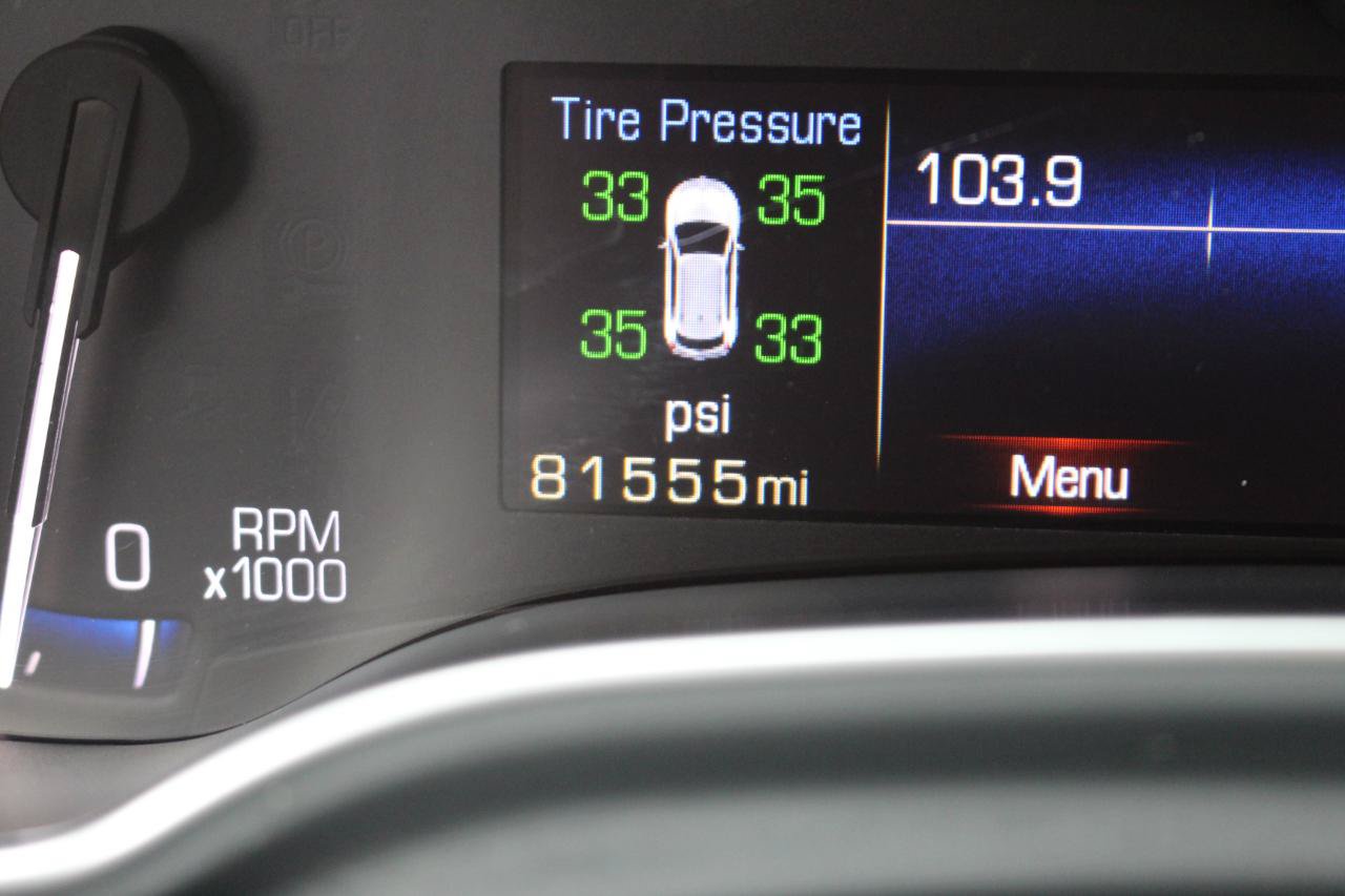 Used 2015 Cadillac SRX Performance w/ Driver Awareness Package AWD/4WD image 23
