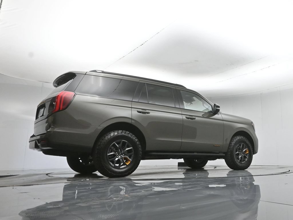 Used 2025 Ford Expedition Tremor AWD/4WD image 52
