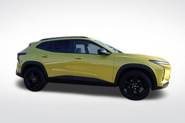 Used 2025 Chevrolet Trax ACTIV image 11