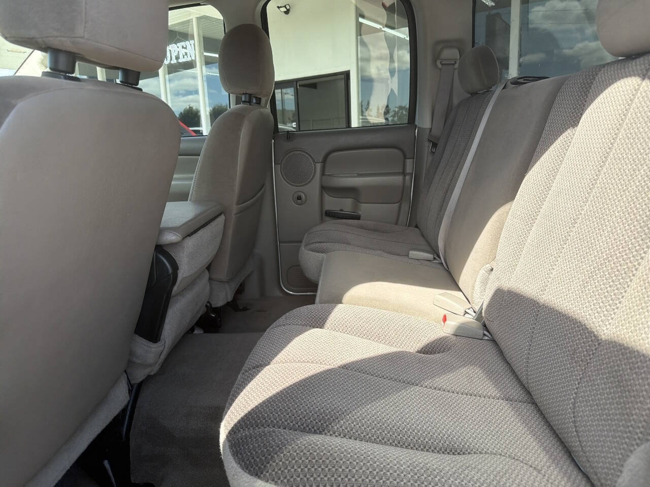 Used 2004 Dodge Ram 3500 Truck SLT w/ Sport Appearance Group AWD/4WD image 25