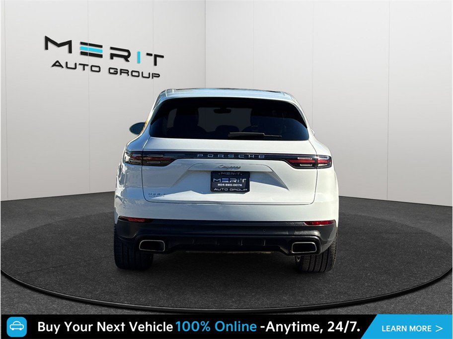 Used 2019 Porsche Cayenne w/ Premium Package AWD/4WD image 8