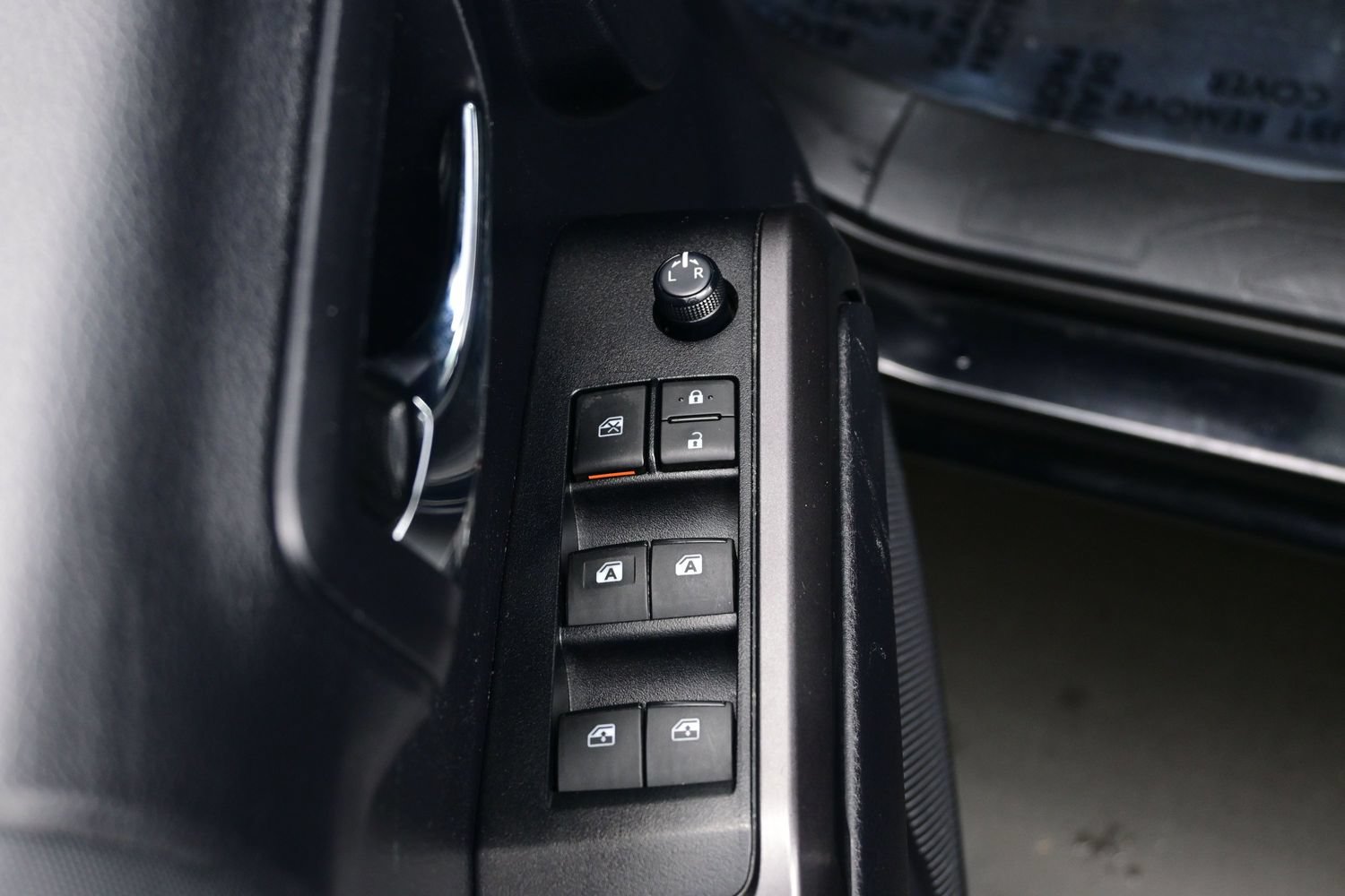 Used 2020 Toyota Tacoma TRD Sport RWD image 10