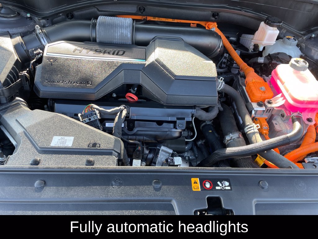 Used 2021 Hyundai Santa Fe Limited AWD/4WD image 29
