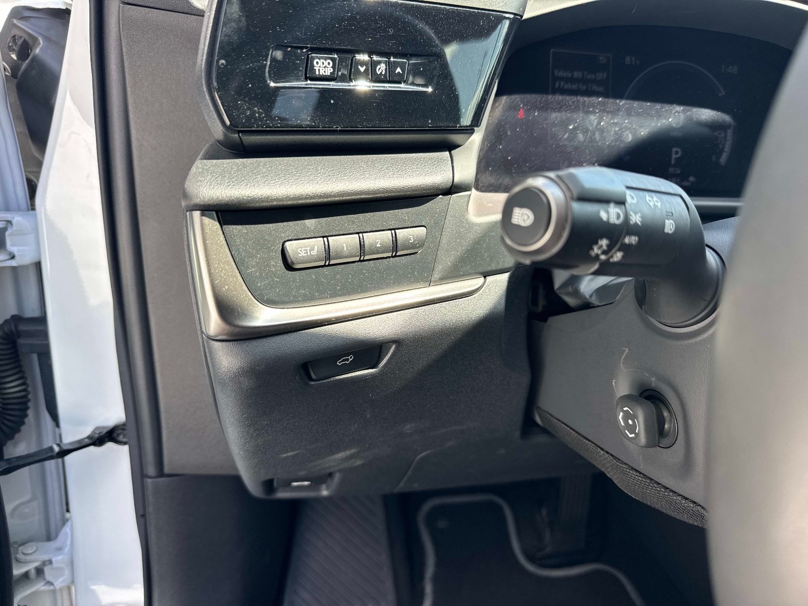 Used 2024 Lexus RZ 300e Premium w/ Accessory Package (Z1) FWD image 33