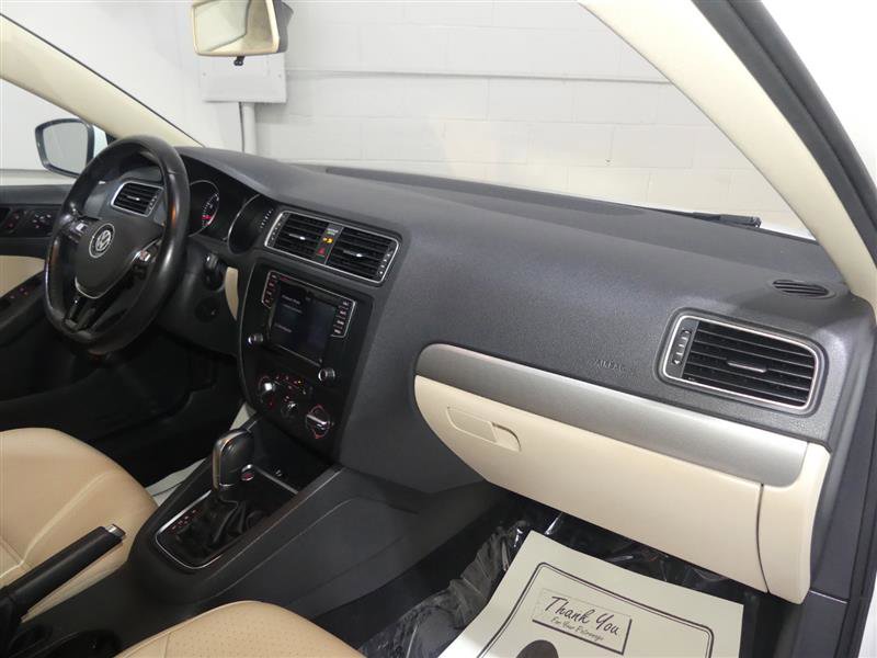 Used 2017 Volkswagen Jetta SE FWD image 24