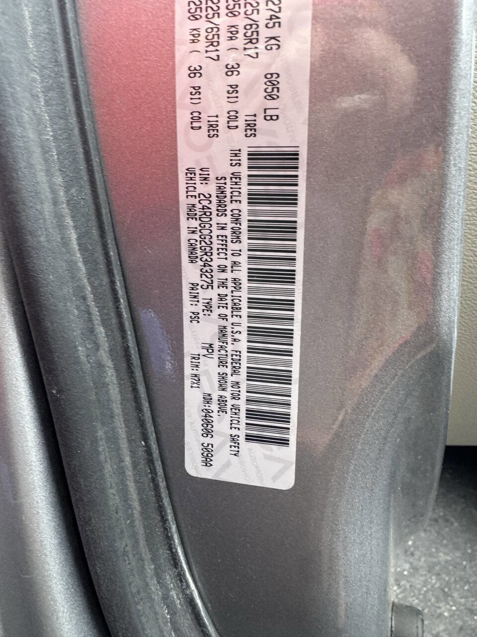 Used 2016 Dodge Grand Caravan SXT w/ Rear Park Assist Package FWD image 19