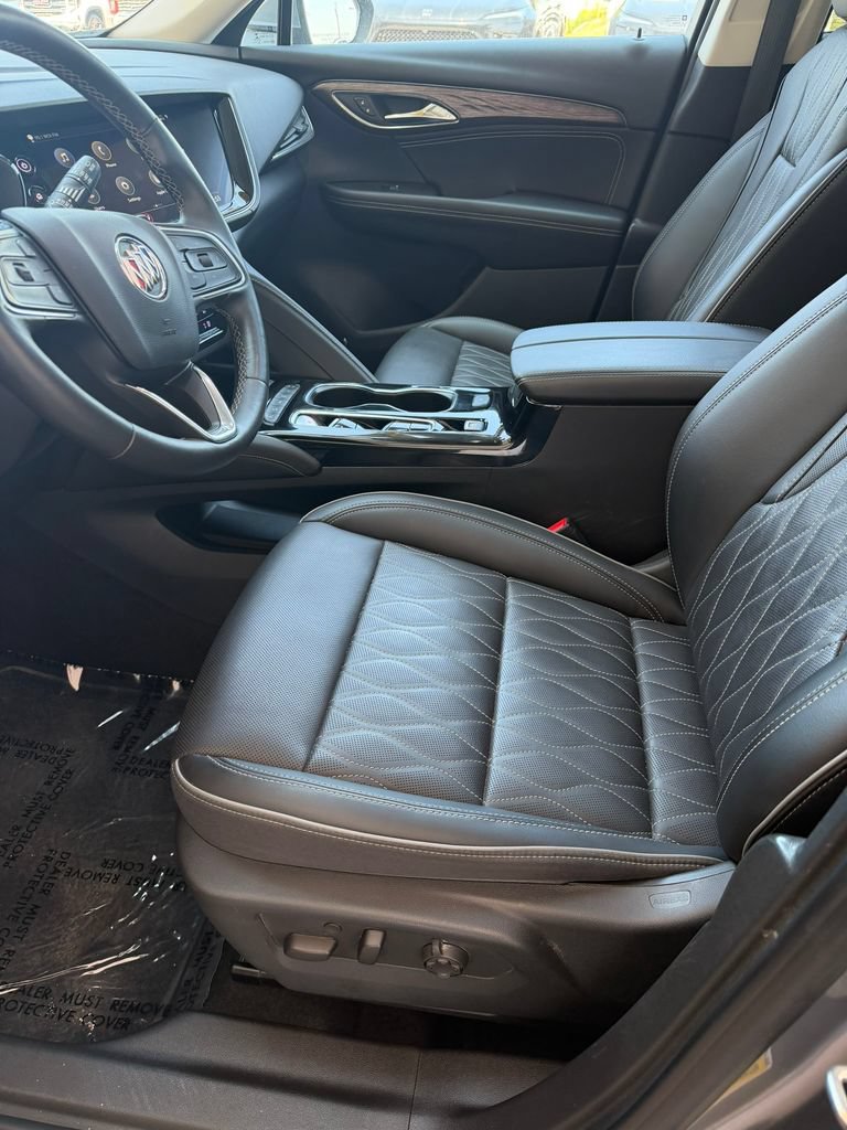 Used 2022 Buick Envision Avenir w/ Technology Package II AWD/4WD image 25