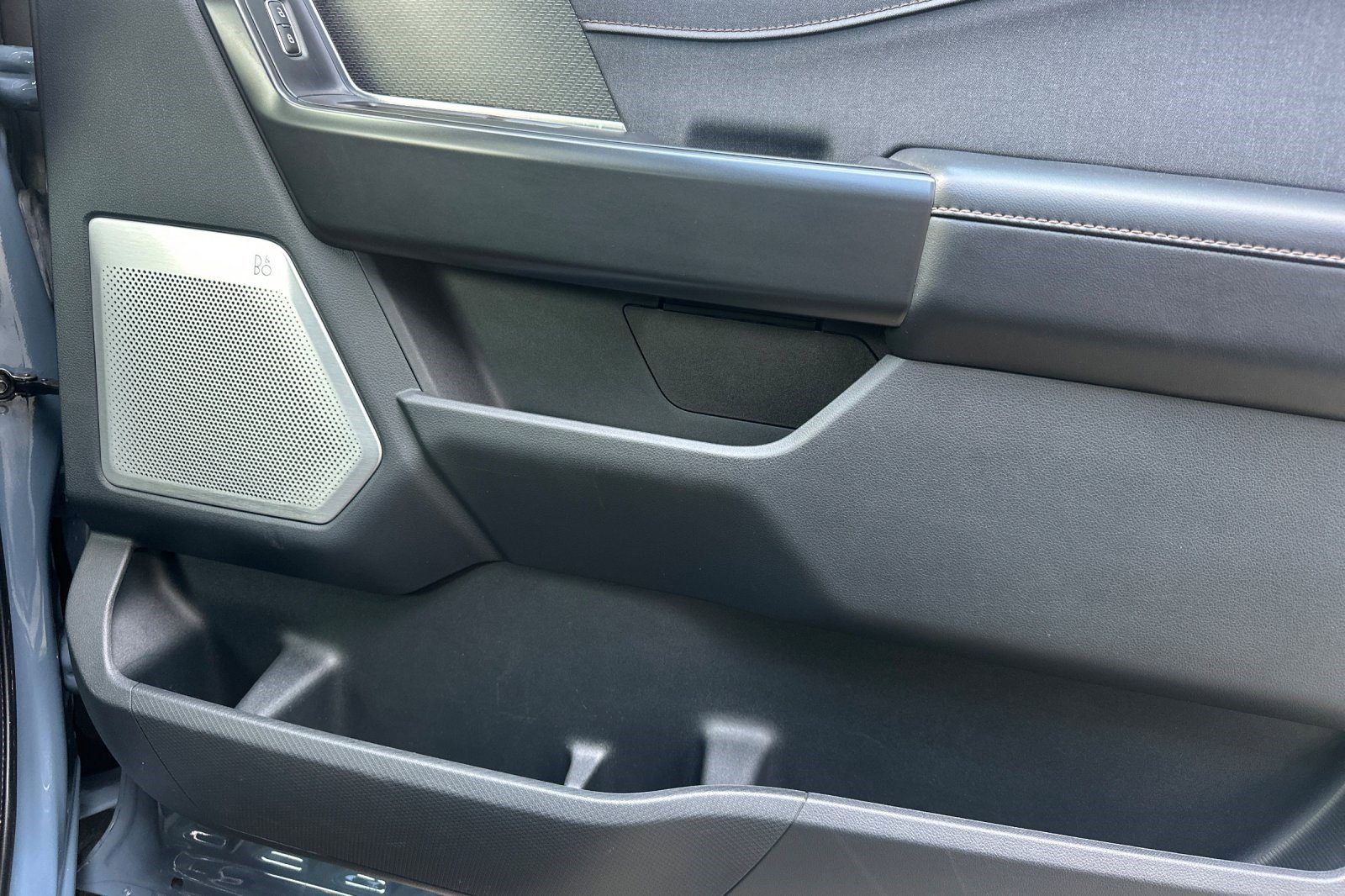 Used 2023 Ford F150 Raptor w/ Raptor Carbon Fiber Package image 21