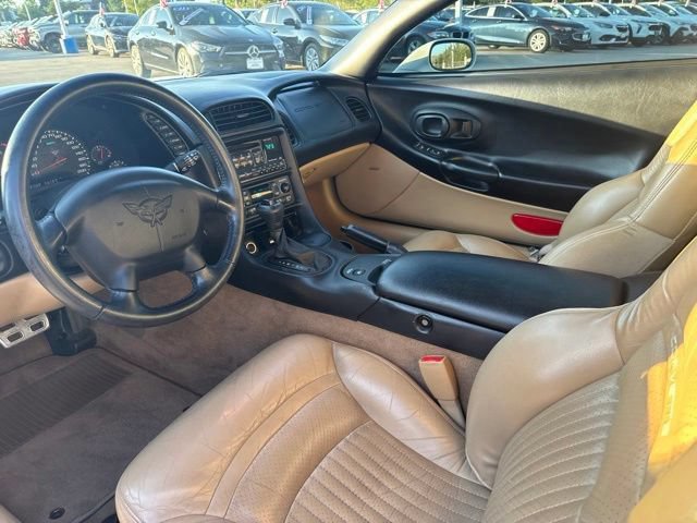 Used 2001 Chevrolet Corvette Convertible w/ Preferred Equipment Group2 RWD image 10