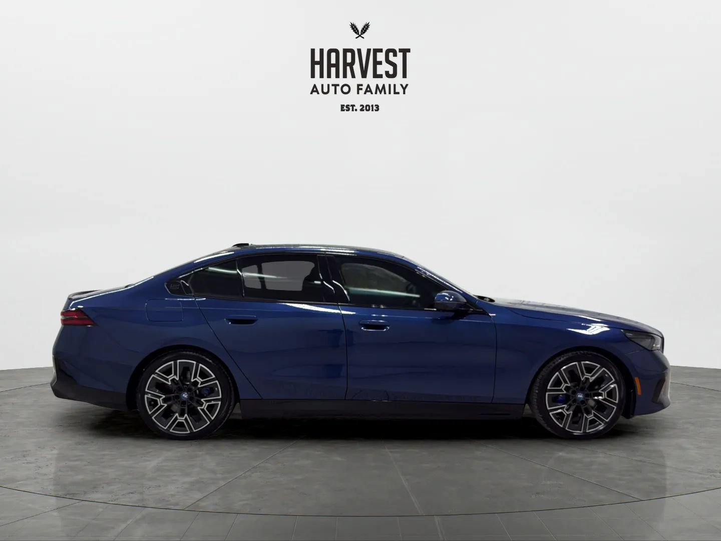 Used 2025 BMW i5 xDrive40 w/ Executive Package AWD/4WD image 8