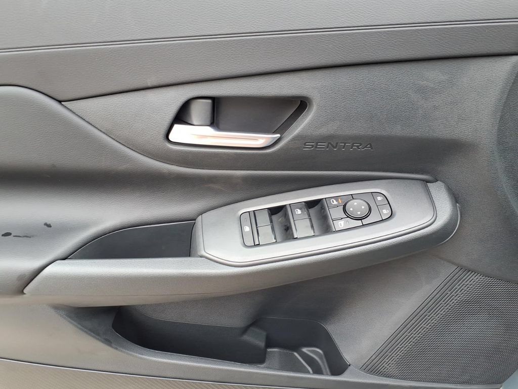 New 2026 Nissan Sentra SV w/ SV Convenience Package FWD image 11