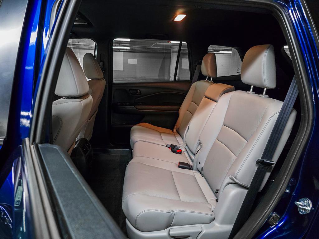 Used 2023 Honda Passport EX-L image 23