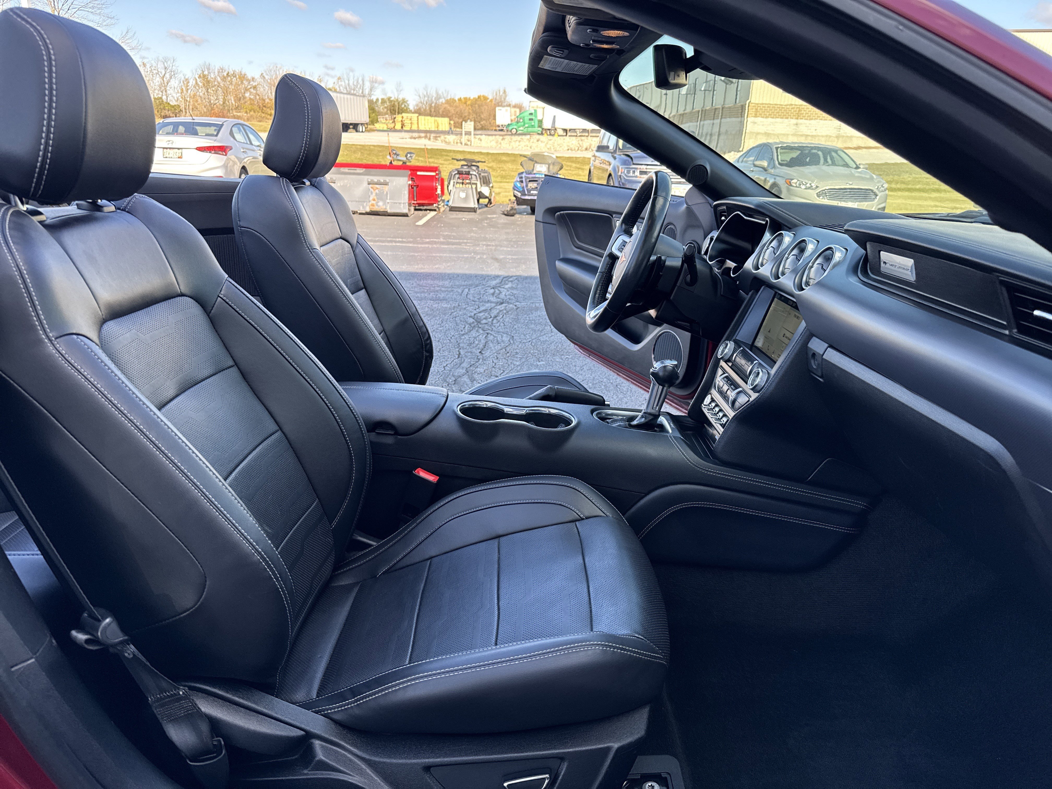 Used 2018 Ford Mustang Premium w/ Equipment Group 201A image 39