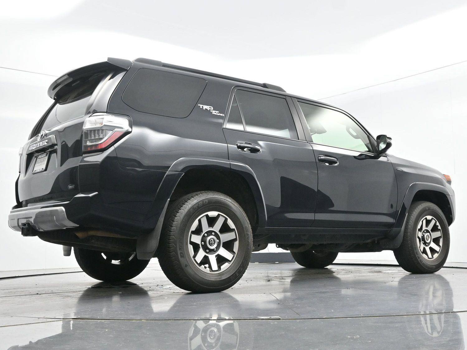 Used 2021 Toyota 4Runner TRD Off-Road Premium AWD/4WD image 55