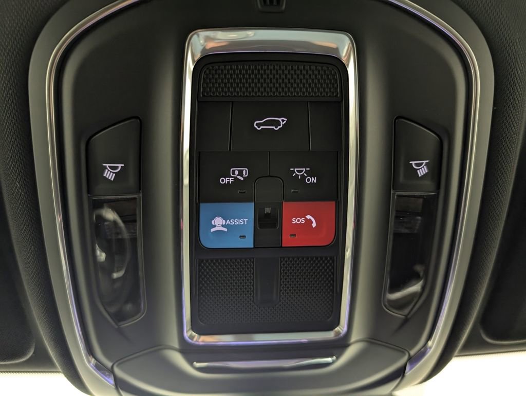 New 2025 Jeep Grand Cherokee L Limited image 30