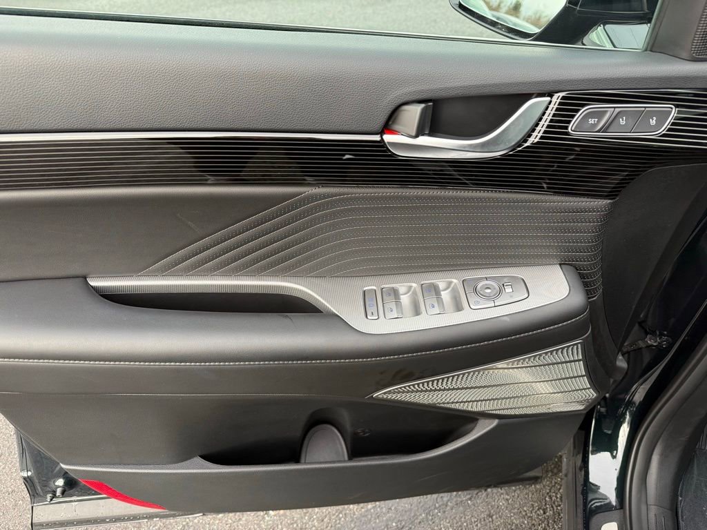 Used 2025 Hyundai Palisade Calligraphy image 33
