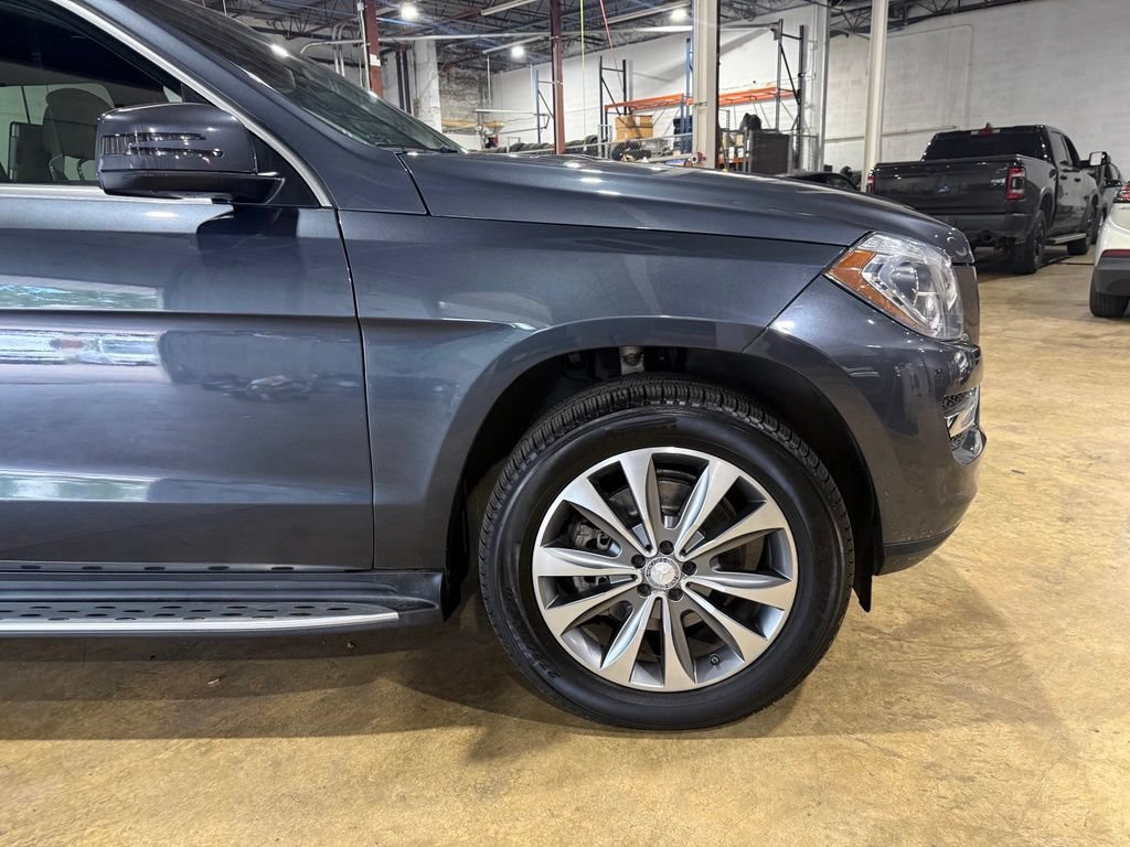 Used 2015 Mercedes-Benz GL 450 4MATIC image 12