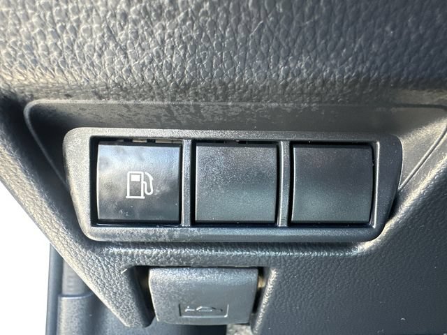 Used 2024 Toyota Prius XLE FWD image 20