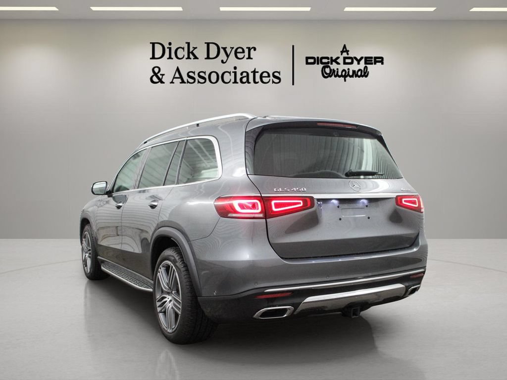 Used 2023 Mercedes-Benz GLS 450 4MATIC image 9