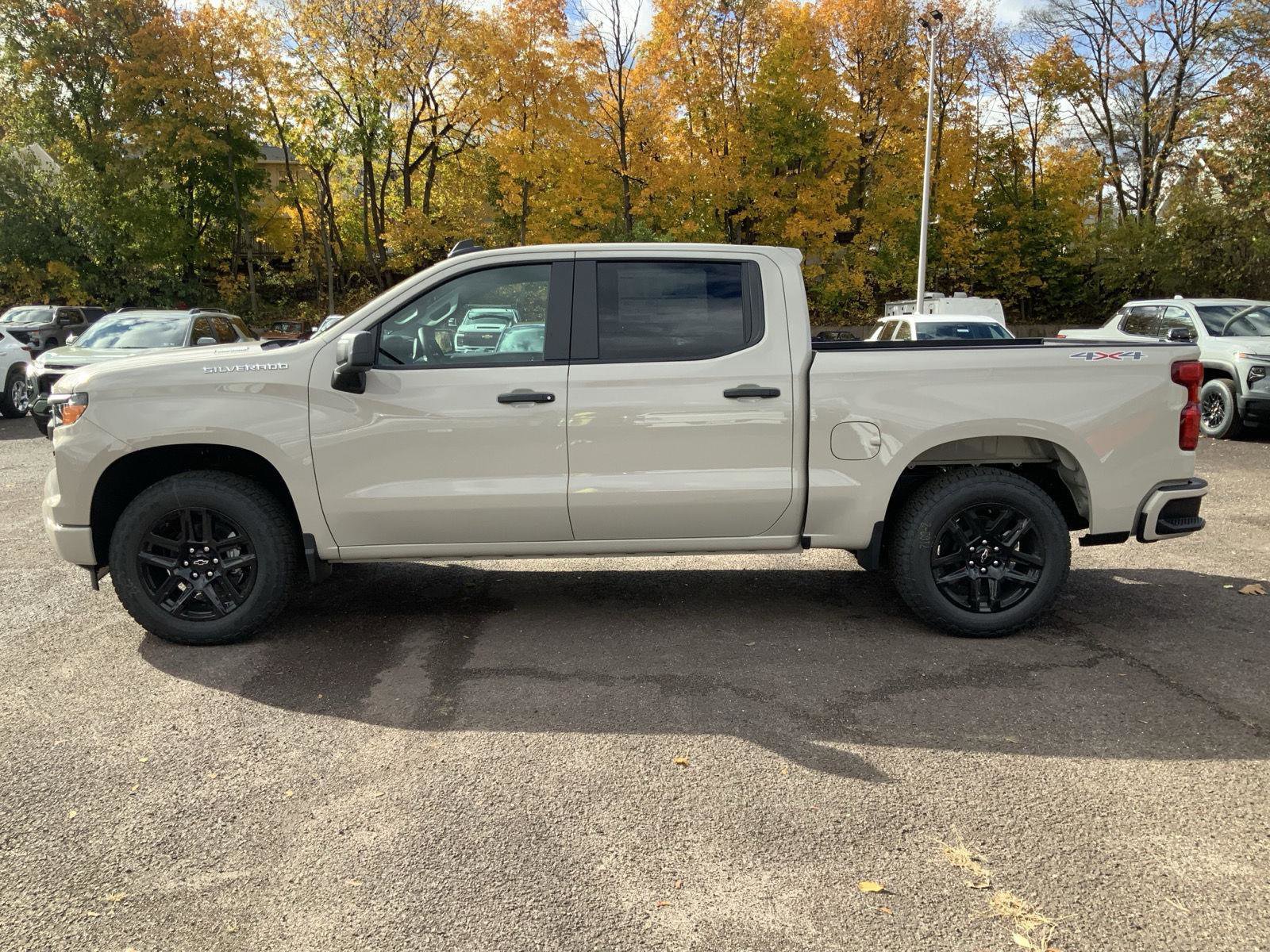 New 2026 Chevrolet Silverado 1500 Custom AWD/4WD image 4