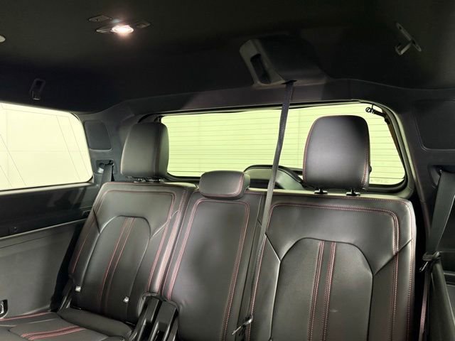 Used 2023 Ford Expedition Limited AWD/4WD image 29