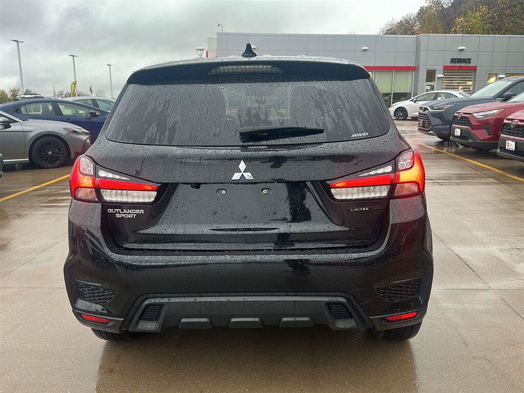 Used 2026 Mitsubishi Outlander Sport LE AWD/4WD image 6