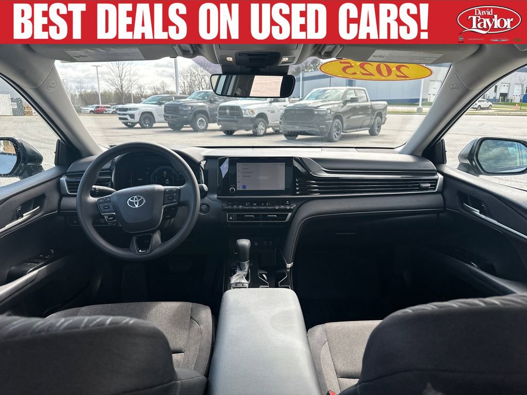 Used 2025 Toyota Camry LE w/ Convenience Package FWD image 20