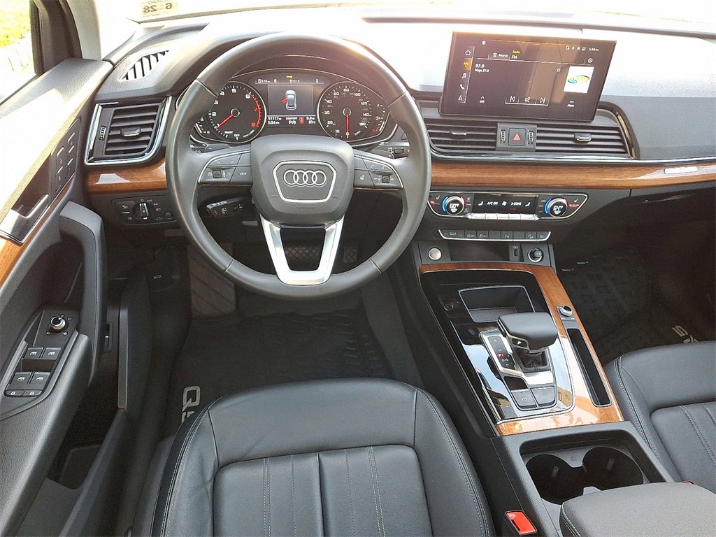 Certified 2023 Audi Q5 2.0T Premium w/ Convenience Package image 3