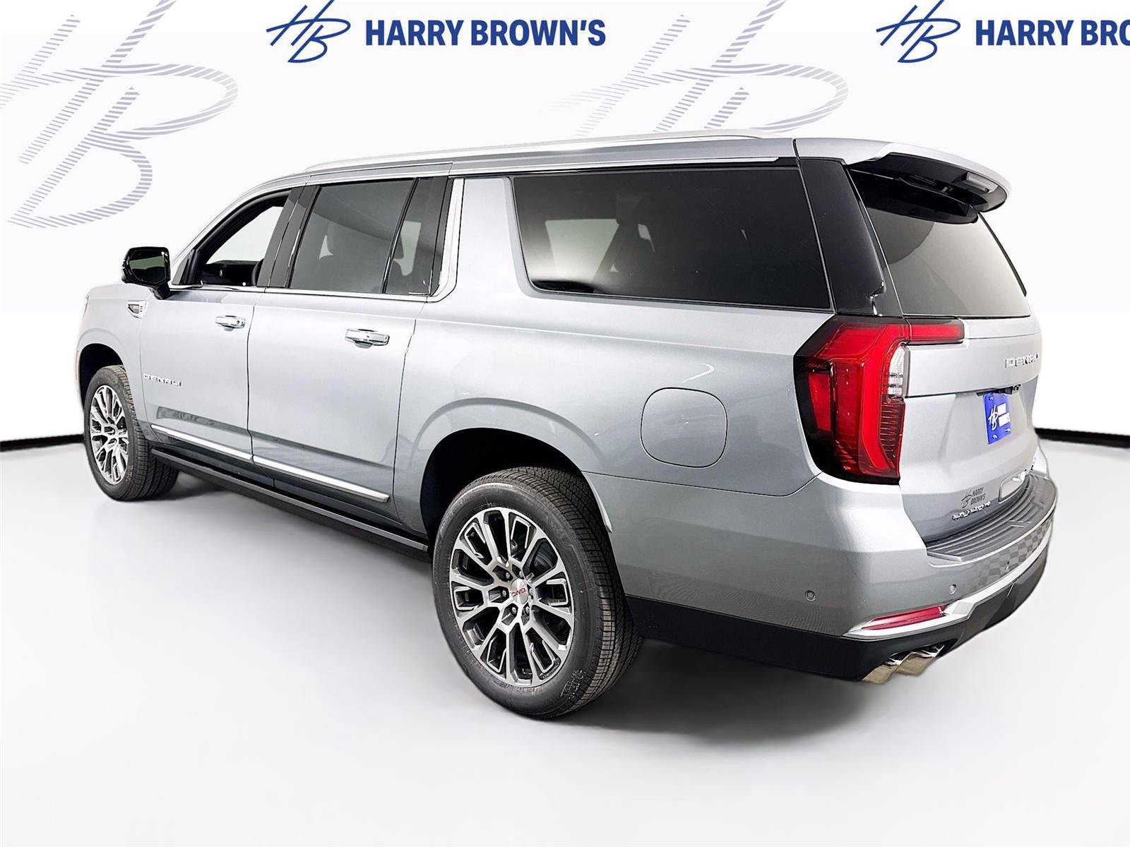 New 2026 GMC Yukon XL Denali w/ Denali Reserve Package AWD/4WD image 33